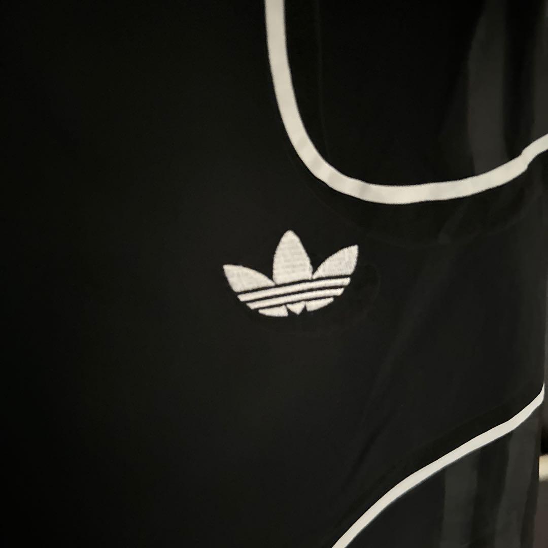 adidas ブラックジャージ上下セット