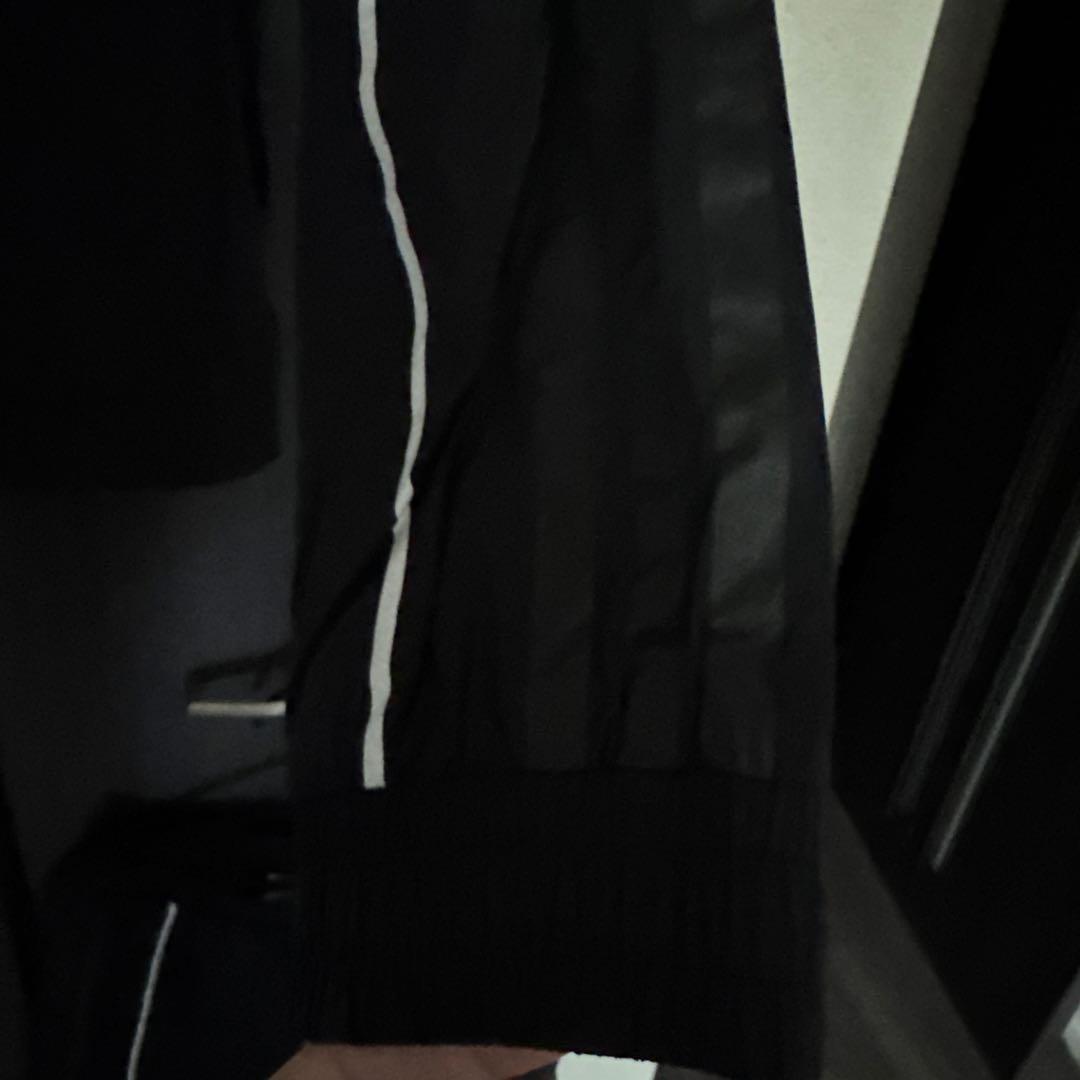 adidas ブラックジャージ上下セット