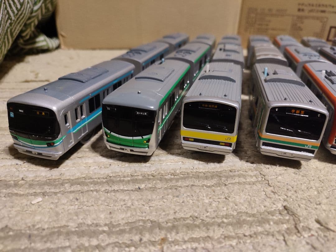 プラレール　トーマス　新幹線