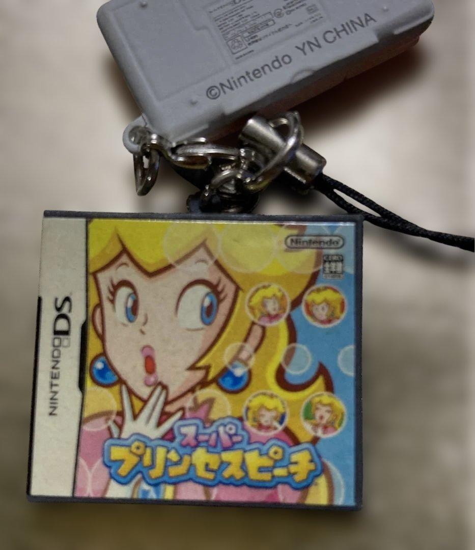 ⚠️激レア⚠️　 DSマスコット　ニンテンドー DS プリンセスピーチ　ストラップ