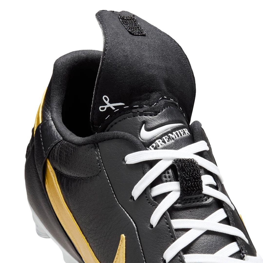 新品！NIKE ナイキ プレミア III FG サッカースパイク 27.5