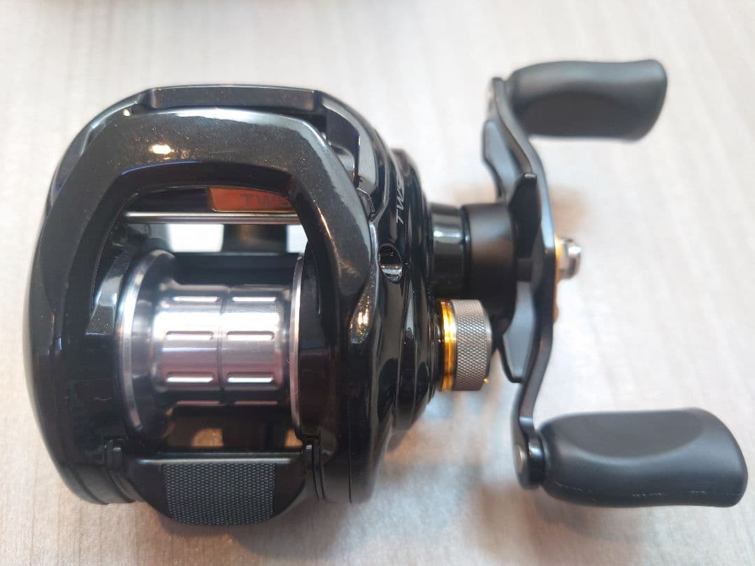 DAIWA タトゥーラ 103H-TW ベイトリール