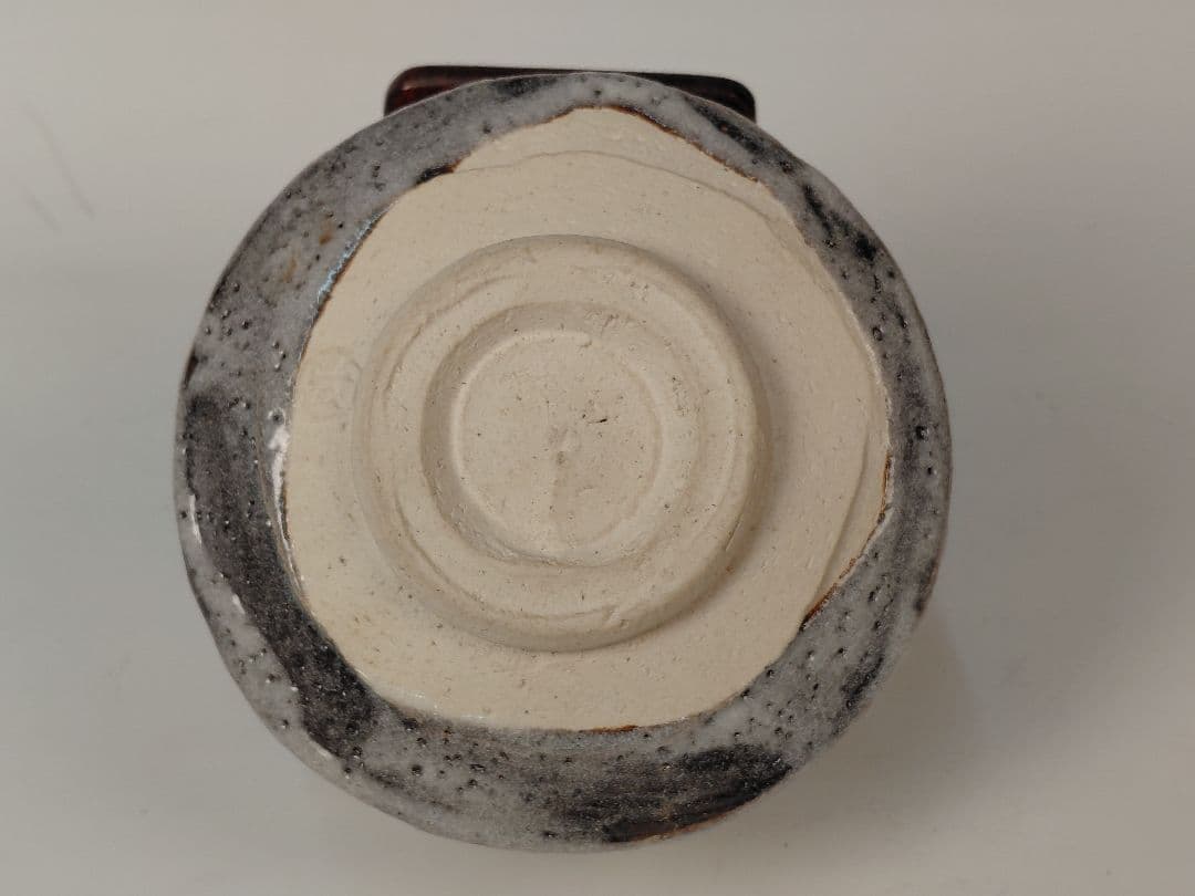 鼠志野抹茶碗　山口茂　志野焼　作家もの