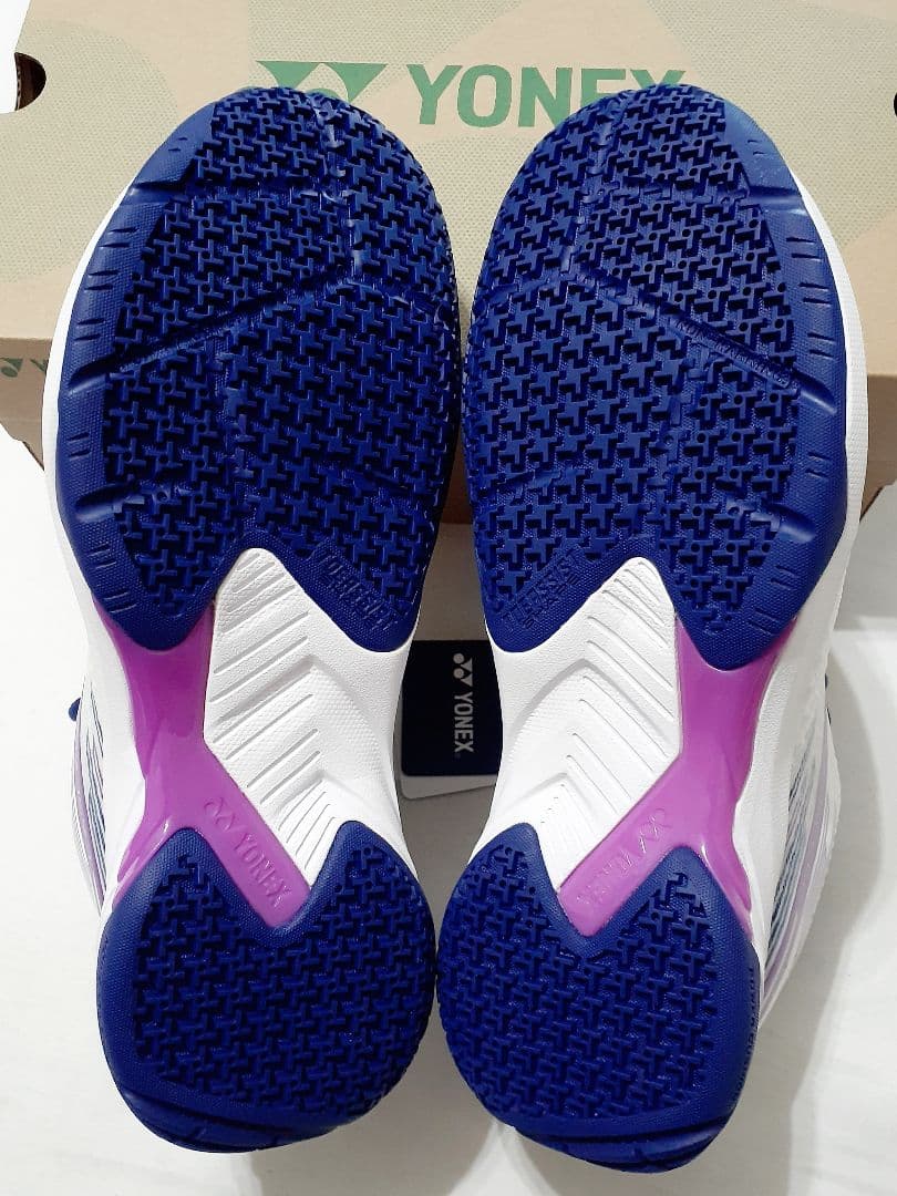 YONEX パワークッションカスケードアクセルミッド バドミントンシューズ