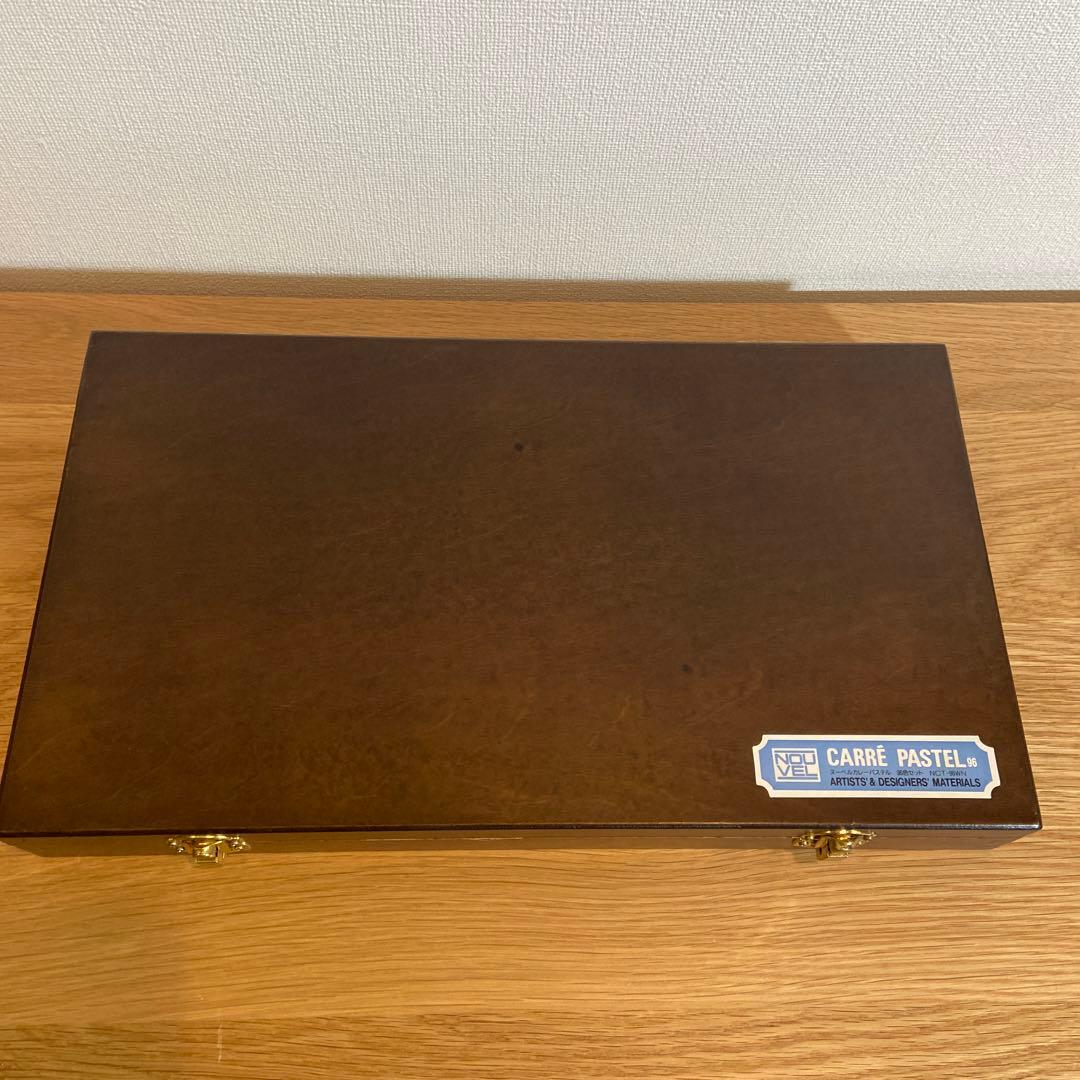 NOUVEL CARRE PASTEL 96色 木箱