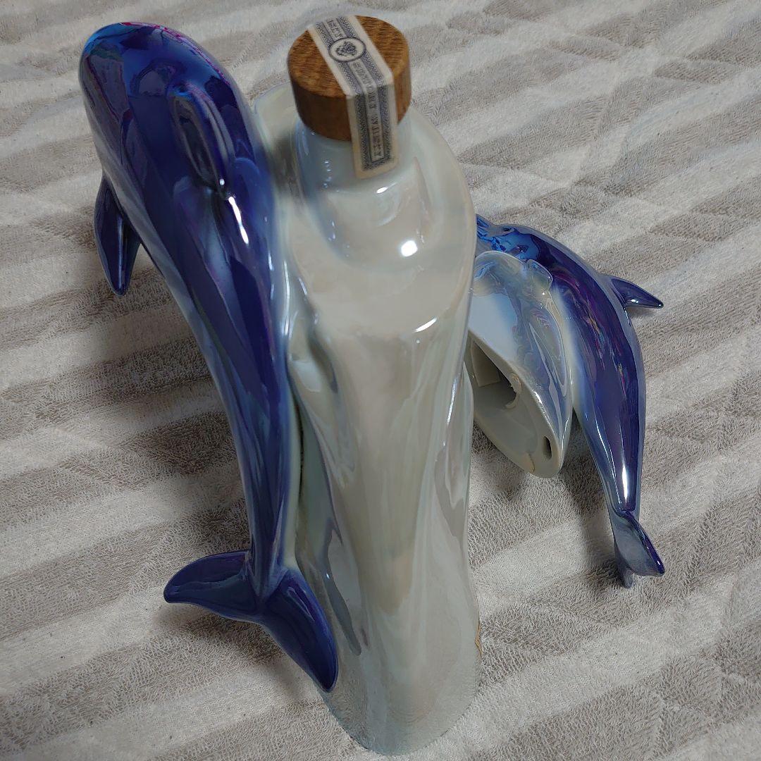 ⭕サントリーウイスキーイルカ【未開封】　　　　陶器ボトル　マリンコレクション