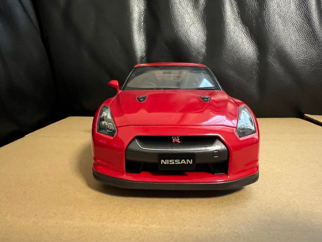 Nissan GT-R オートアート　1/18