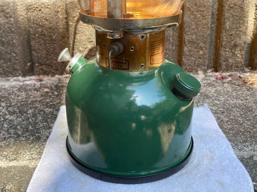 メンテ済》コールマン【'81年07月製200A700 ランタン（グリーン）】