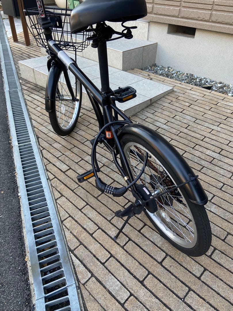 折りたたみ自転車 ブラック エンジンラボA 20インチ　6段変速　大阪