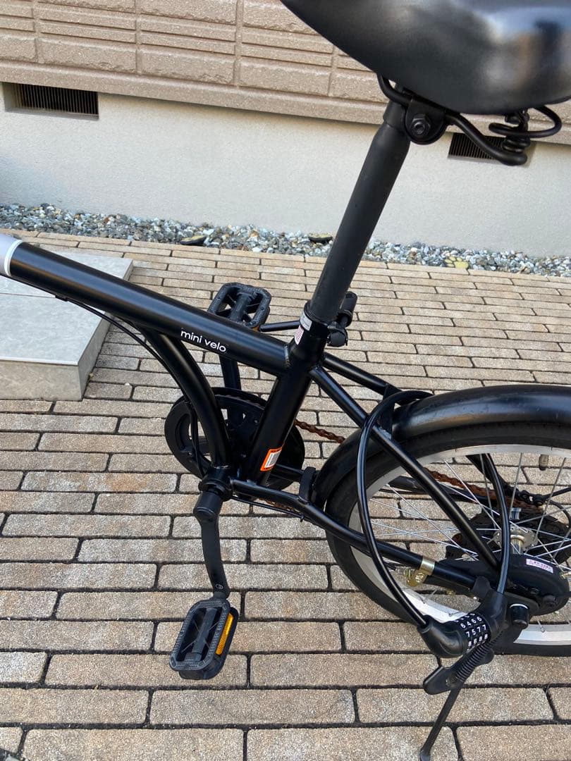 折りたたみ自転車 ブラック エンジンラボA 20インチ　6段変速　大阪