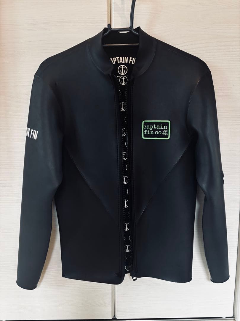 【展示品傷有り】キャプテンフィン　CAPTAINFINウェットスーツタッパー　M