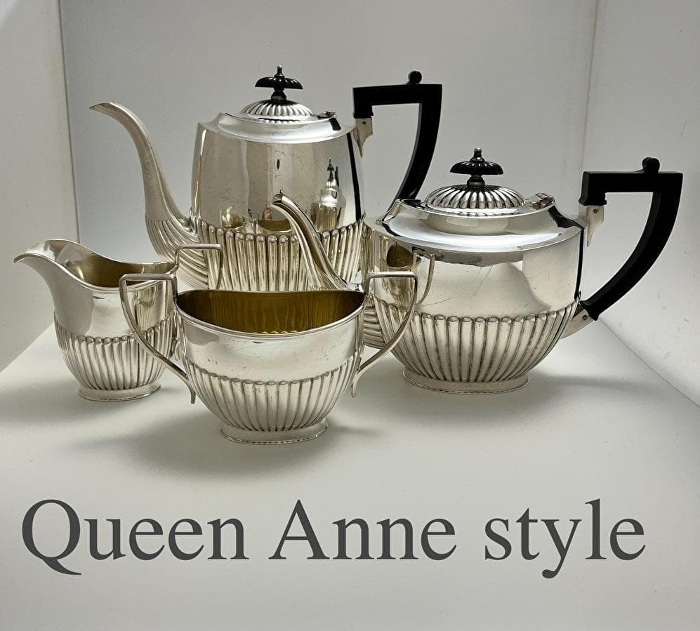 【英国】 クイーンアンスタイルのティーセット 4点 ティー/コーヒーポット