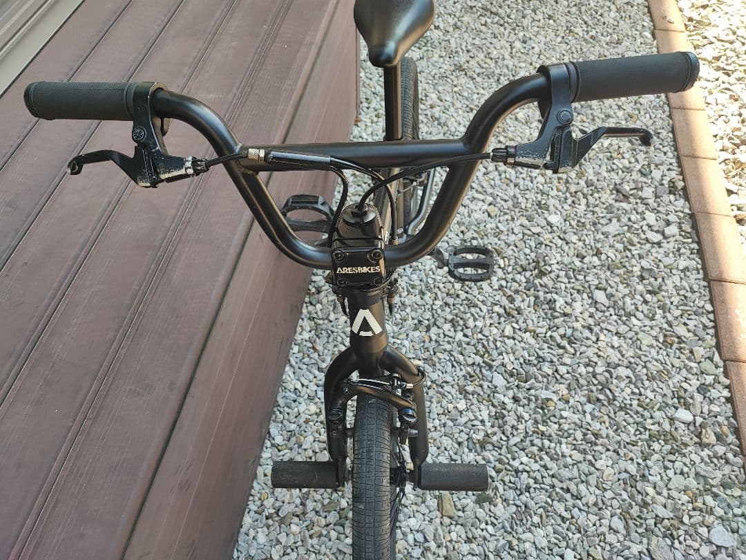 aresbikes キッズ 16インチ　STN BMX 黒