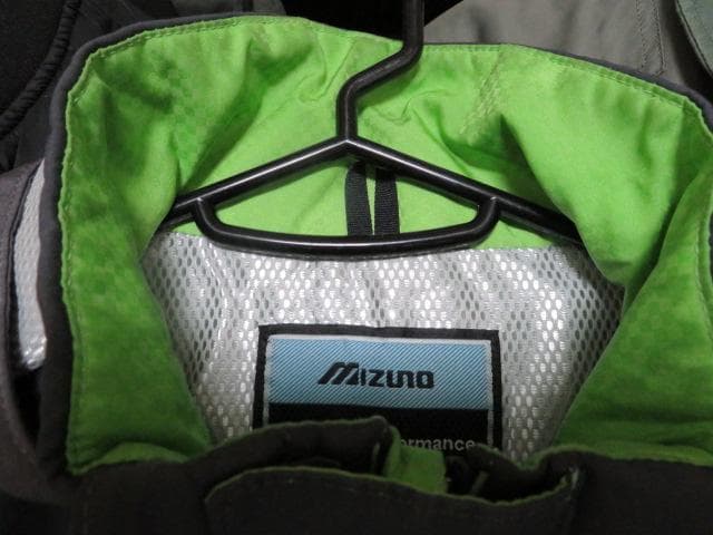 Mizuno スキーウェア フード付き グレー/グリーン　スロベニアモデル