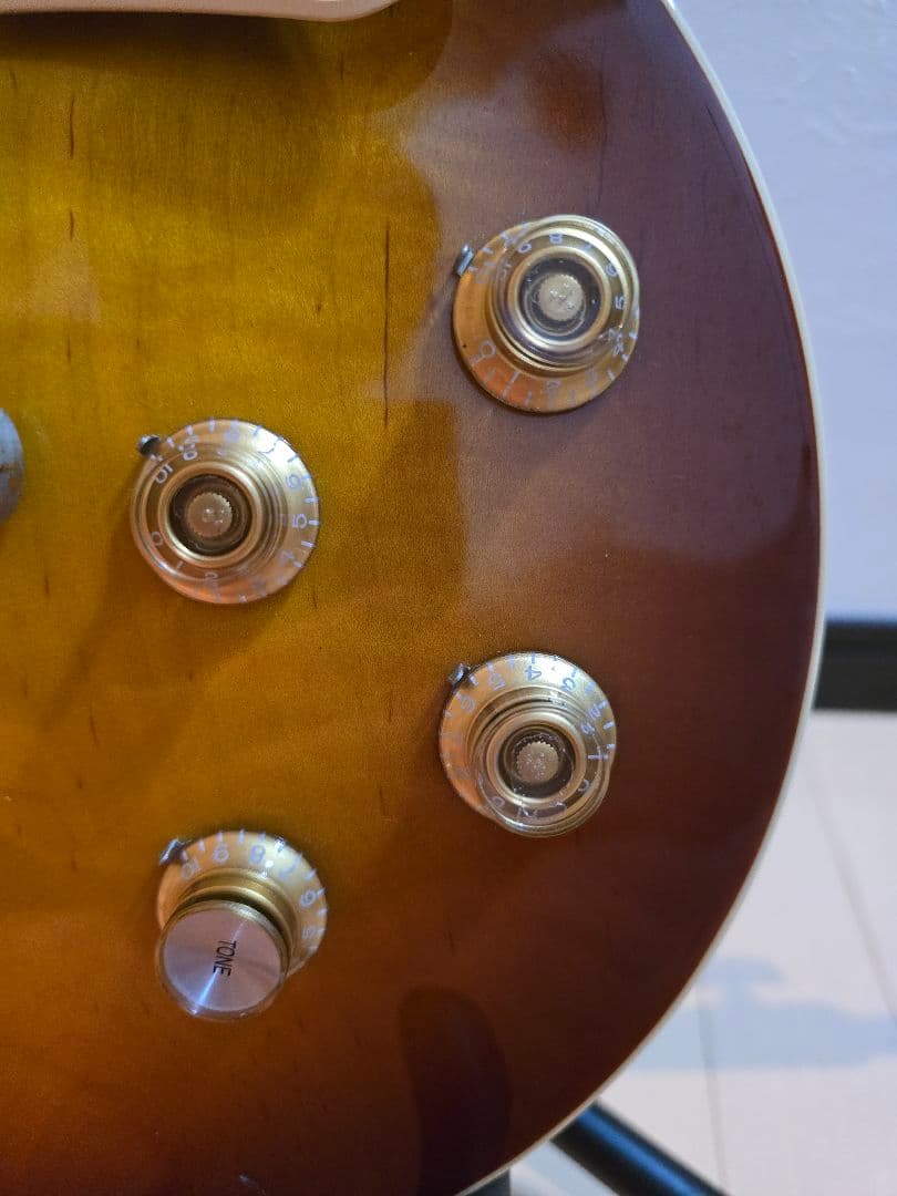つ*る様 【メンテナンス必須】Gibson Les Paul Standard