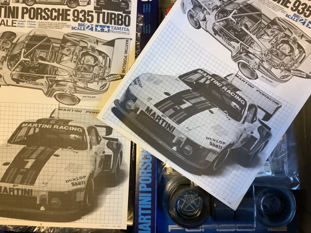 タミヤ　1/12　ポルシェ935ターボ　マルティニ　ダンロップタイヤ刻印