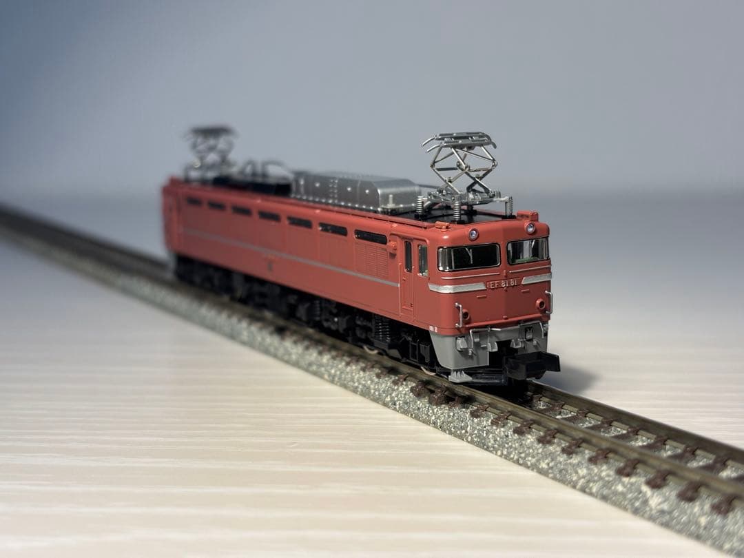 TOMIX 7123 JR EF81形電気機関車(81号機・復活お召塗装)
