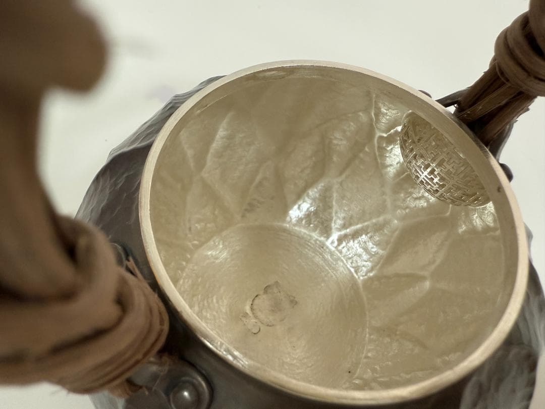 純銀製 カボチャの形 蝉文 藤編み提手 湯沸 銀瓶 煎茶道具