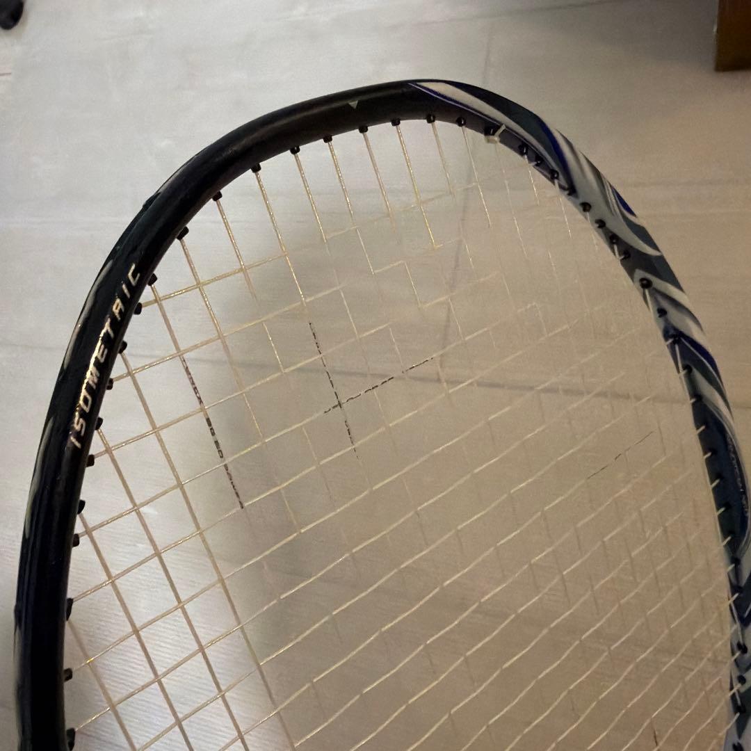 バドミントンラケット ストリング入り