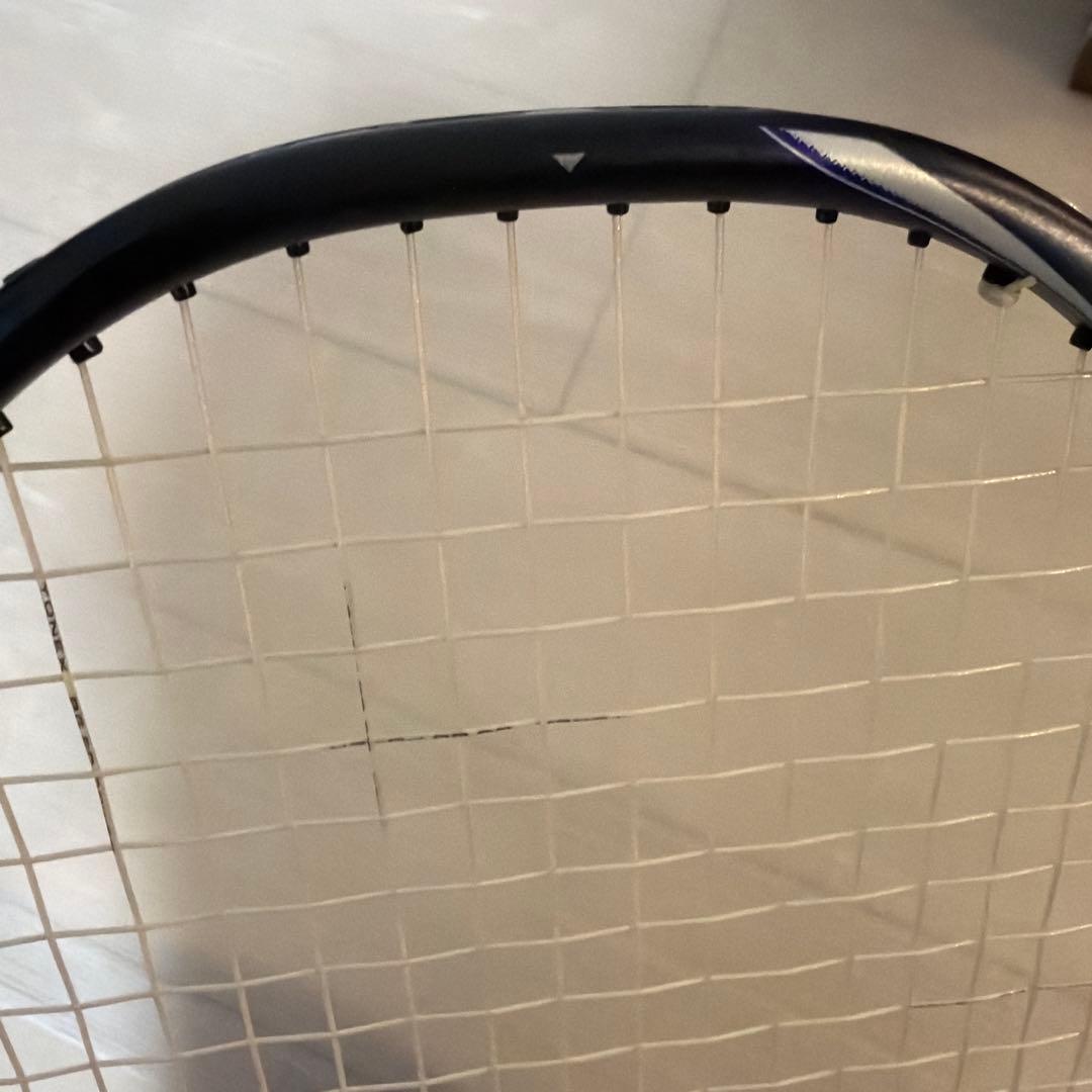バドミントンラケット ストリング入り