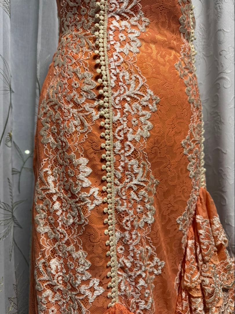 ★【美品】SONIA JOHNES ソニアジョーンズ、ファルダ