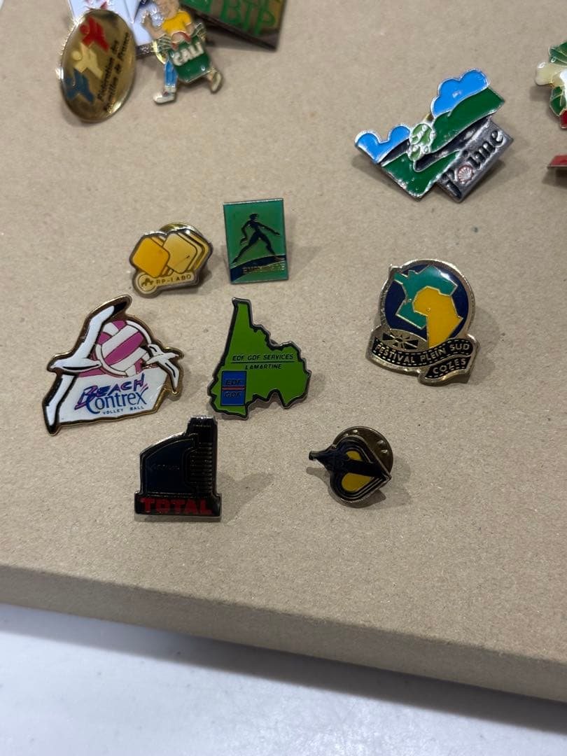 レトロ　ピンバッジ　ピンズ　マック　オリンピック　等　まとめ売り　フランス雑貨？
