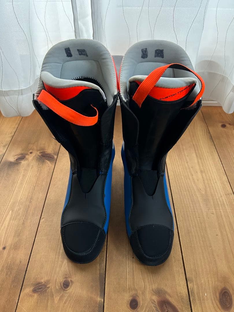 スヌーパパ LANGE RS110s.c. 25-25.5 ラング