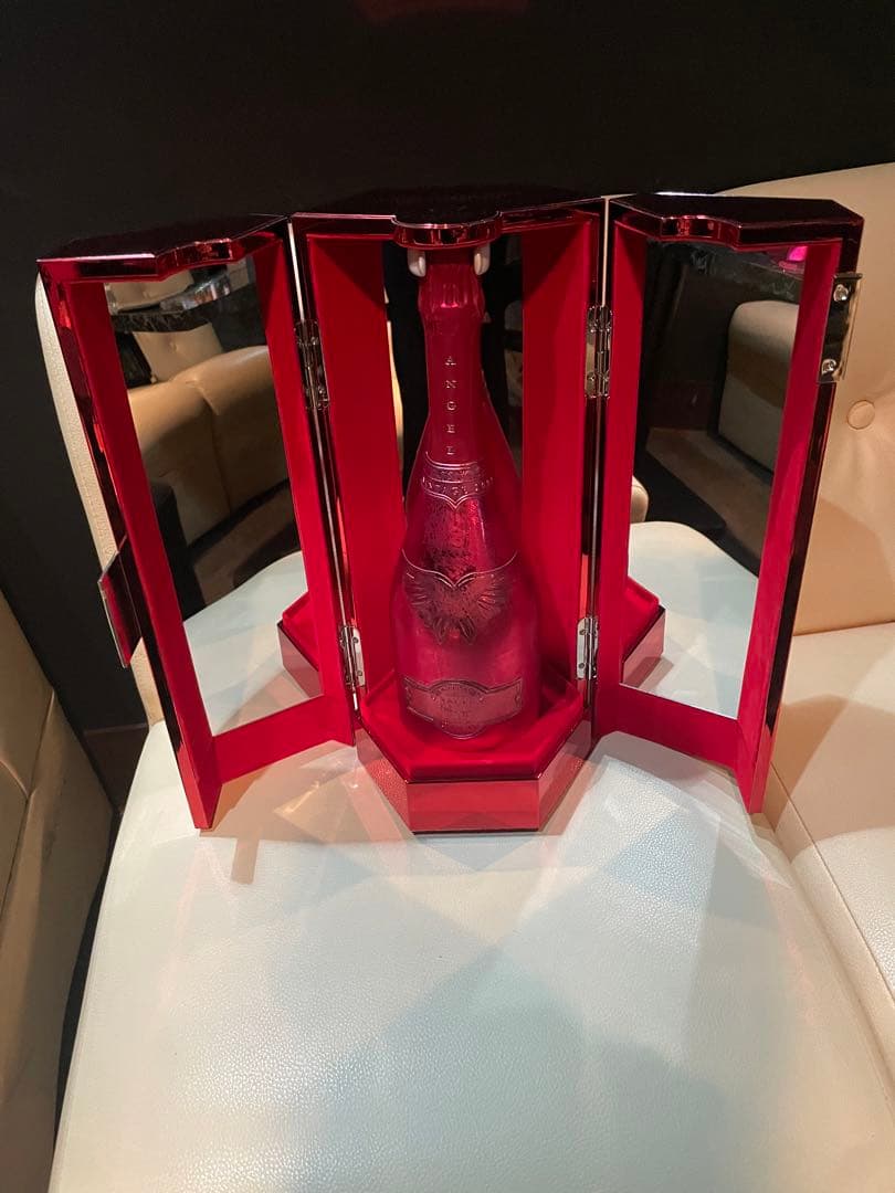 エンジェルシャンパン