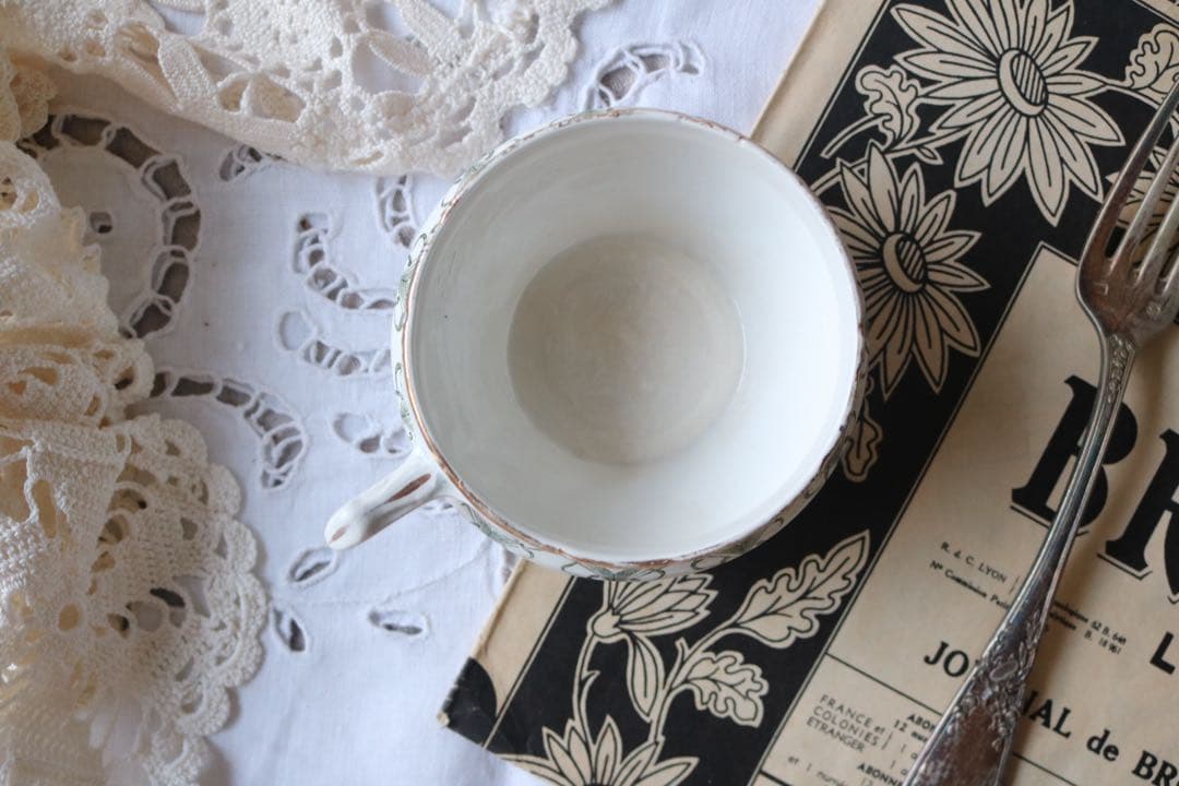 グリーン　Creil et montereau レリーフ　ソーサー　　c&s