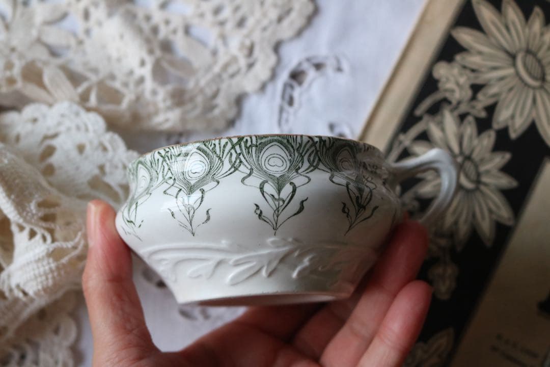 グリーン　Creil et montereau レリーフ　ソーサー　　c&s