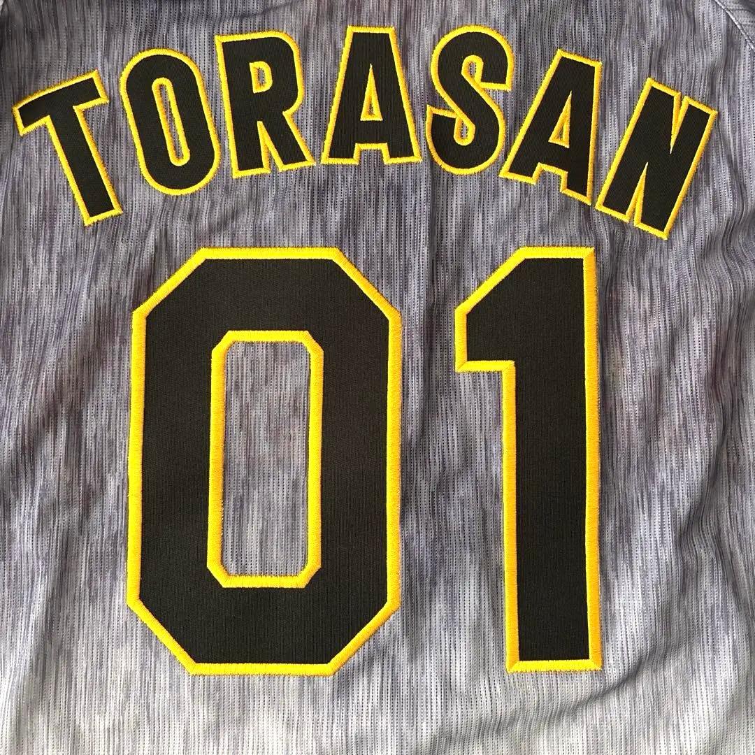 阪神タイガース　直筆サイン入りレプリカユニフォームＬ（美品）＆応援Ｔシャツセット