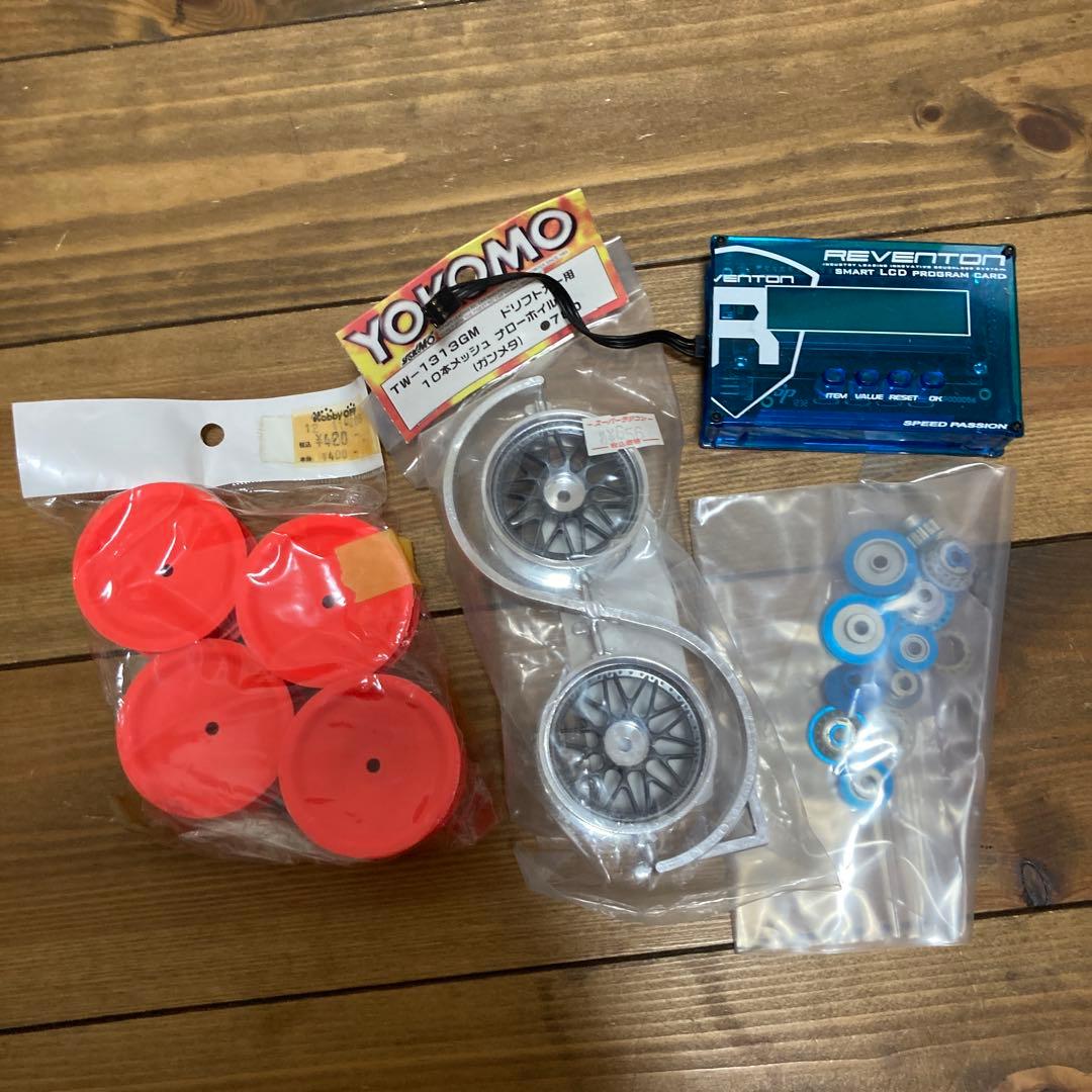 ラジコン　たぶんドリフトシャーシキット　VDFⅡ パーツ付き　ボディ付き