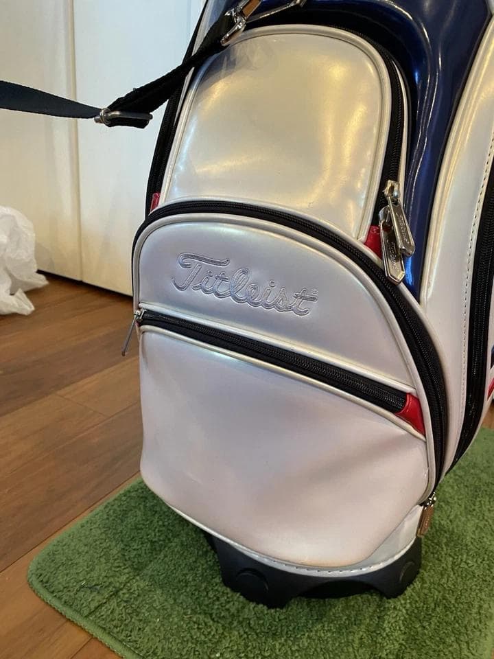 タイトリスト エナメル ゴルフバッグ カート キャディバッグ　青/赤ライン