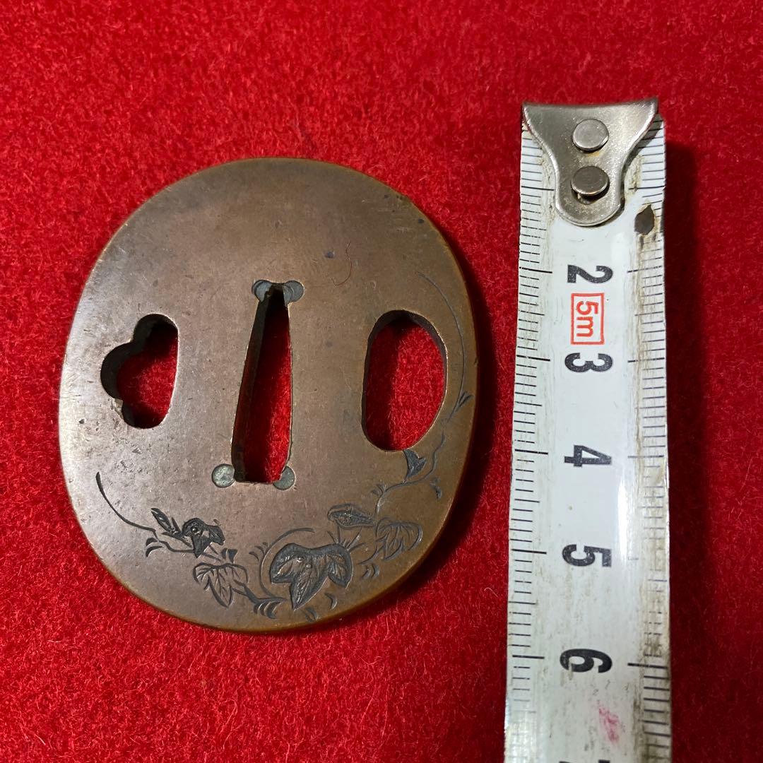 Bー3 日本刀の鍔（つば）　武具　銅製　美術品　工芸品　アンティーク　刀装具