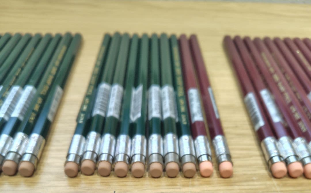 シャープペン　鉛筆型　81本セット