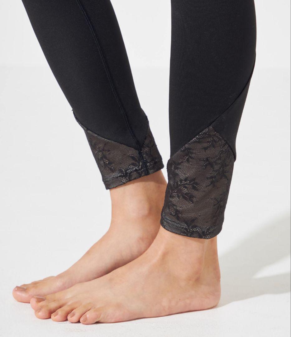 チャコット　アンクルレースレギンス　新品未使用　タグ付き　Lサイズ