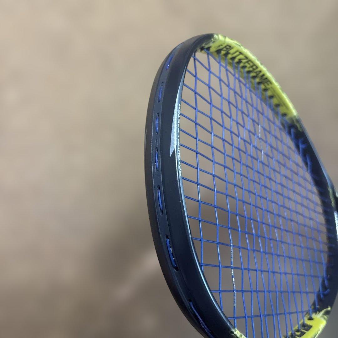 中古極美品ボルトレイジ 7SテニスラケットUL1ガットヨネックスゲイル26ポンド