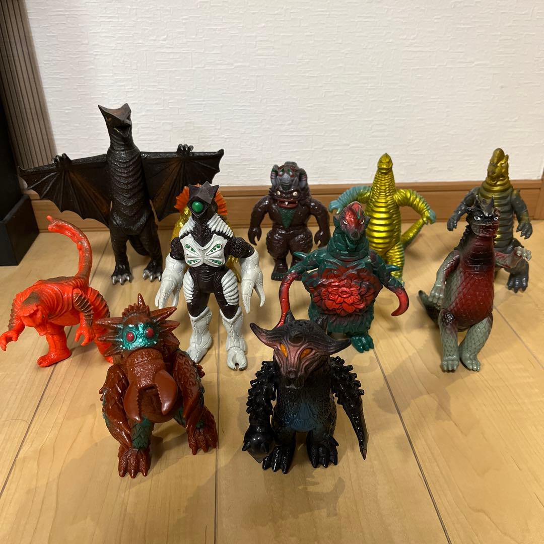 怪獣フィギュア ソフビ　11体セット　まとめ売り