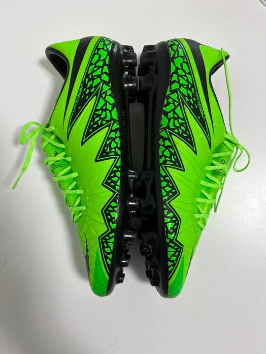 ナイキ ハイパーヴェノム フィニッシュ2 AG-R 27.5cm