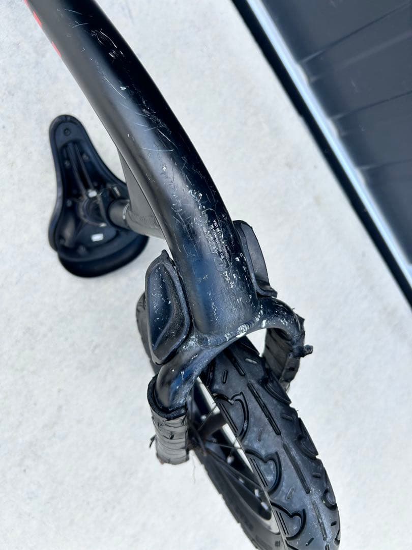 Trek ランバイク　ストライダー　ブラック/レッド