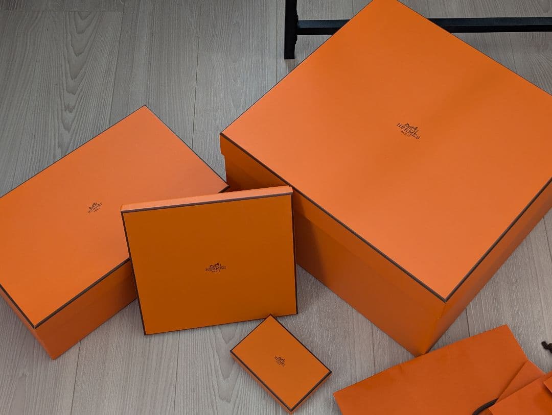 エルメスの箱x4等