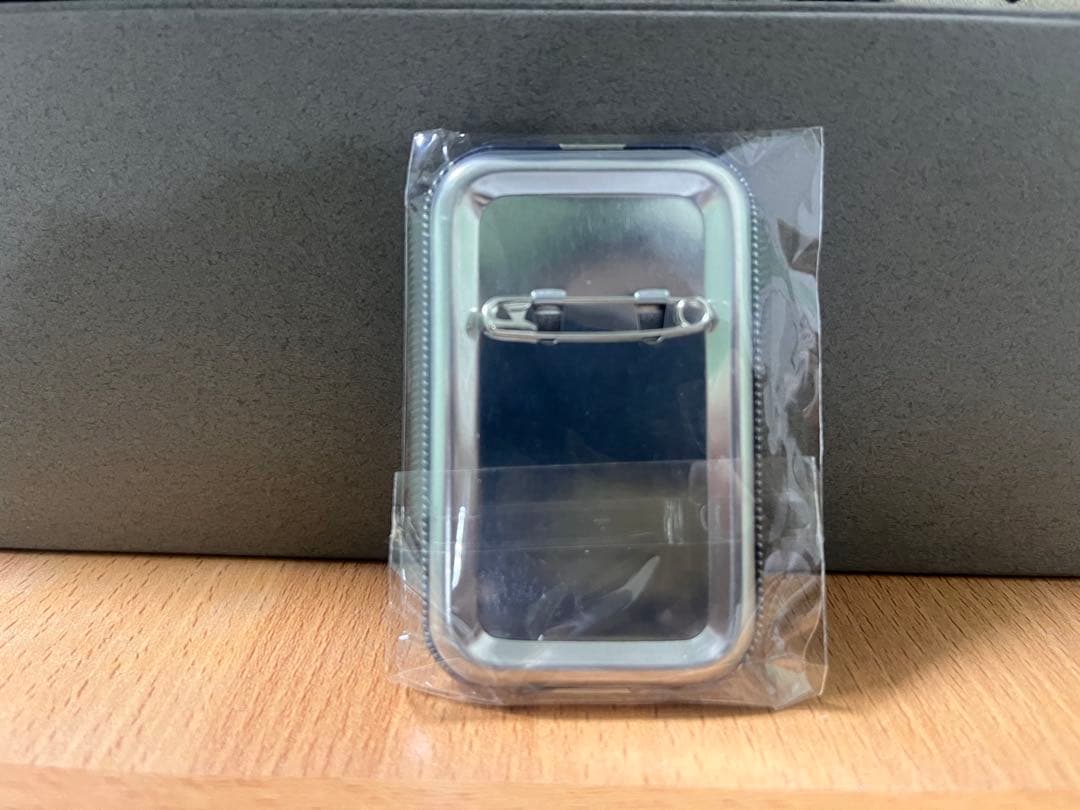 【激レア】　ファンタスティックビースト　スクエア缶バッジ　ニュートスキャマンダー