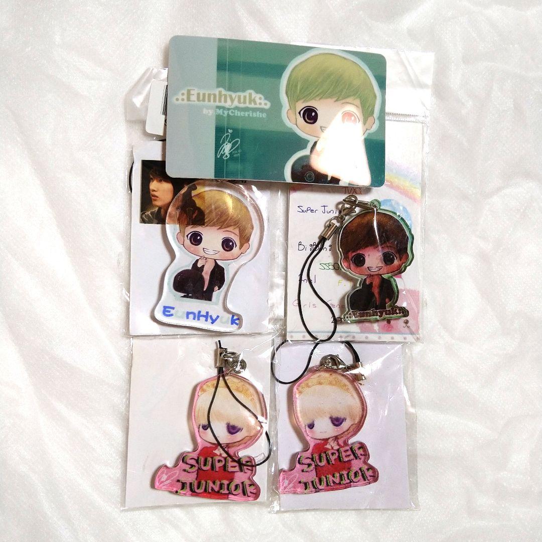 SUPER JUNIOR　ウニョク　アクリルキーホルダー　セット