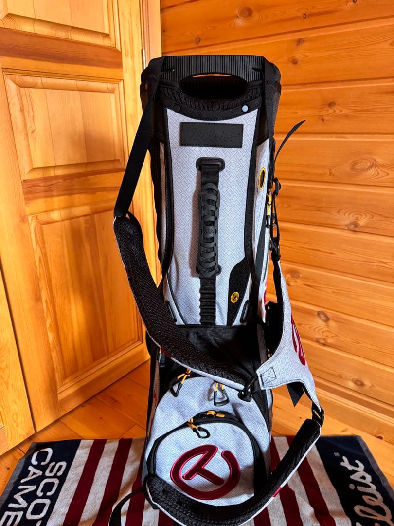 希少スコッティキャメロン SC Geo Pathfinder Stand Bag