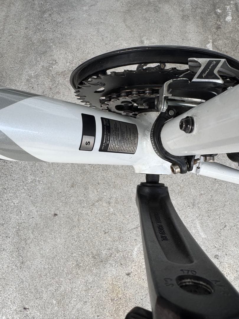 Giant CROSTR ホワイト 700C本日売り切り最終価格