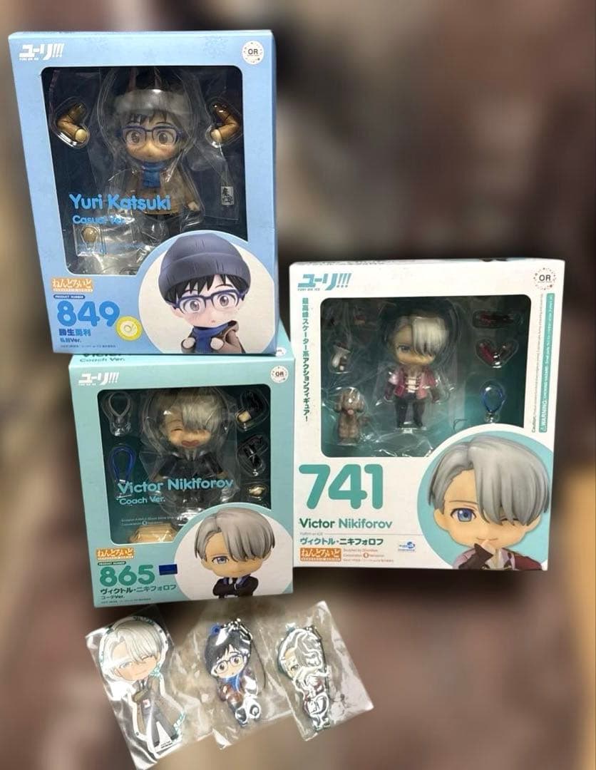yuri on ice ねんどろいど　まとめ売り　ヴィクトル　勇利　特典付き
