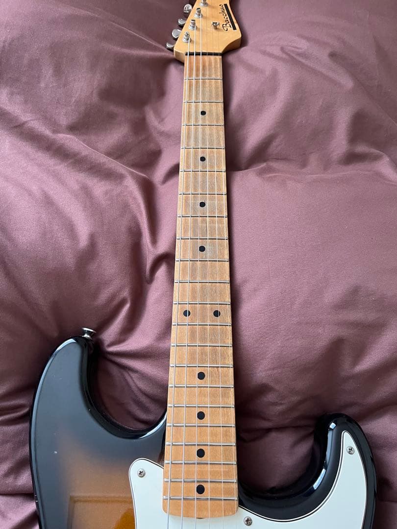 【調整済】バッカス　ストラト　Bacchus エレキギター　エリクサー　新品弦