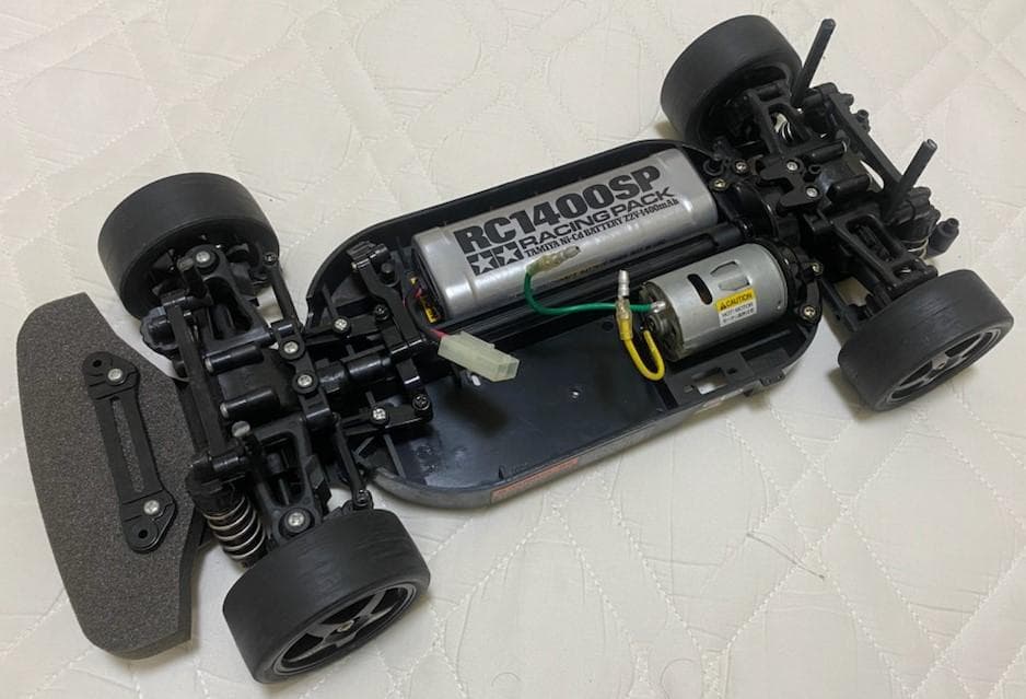ザナヴィ　ニスモZ　1/10電動RC4WD レーシングカー　TT-01