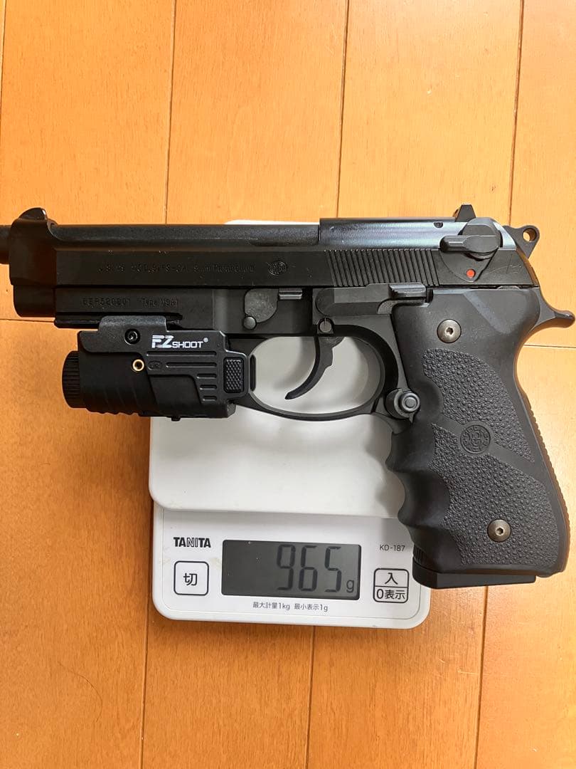 最終値下げ！マルイ　ベレッタ M9A1ガスブロ　レーザーライト、実銃グリップ付き