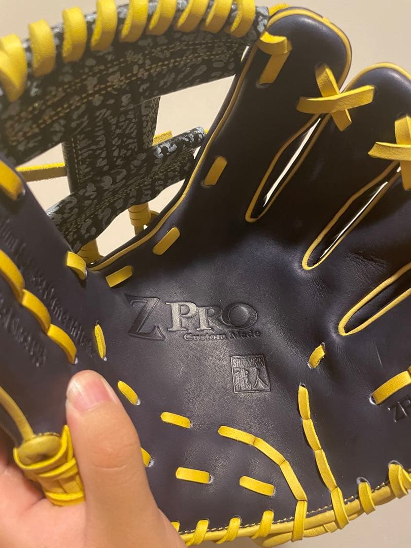 【日本未発売】SSKルイスウリアス　仕様グローブ